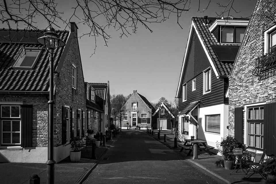 09-2025.10-1_Zwart-wit_LK_original